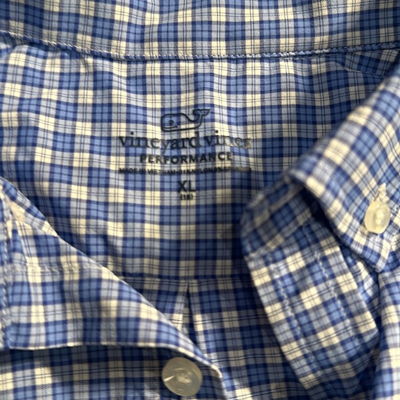 Vineyard Vines performance shirt - Picture 2 of 2